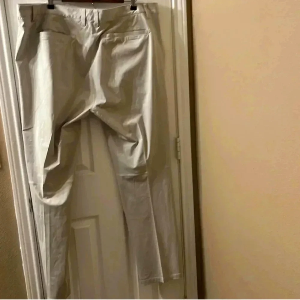 Rhone Men's Classic Commuter Pants in Tan Size 42
